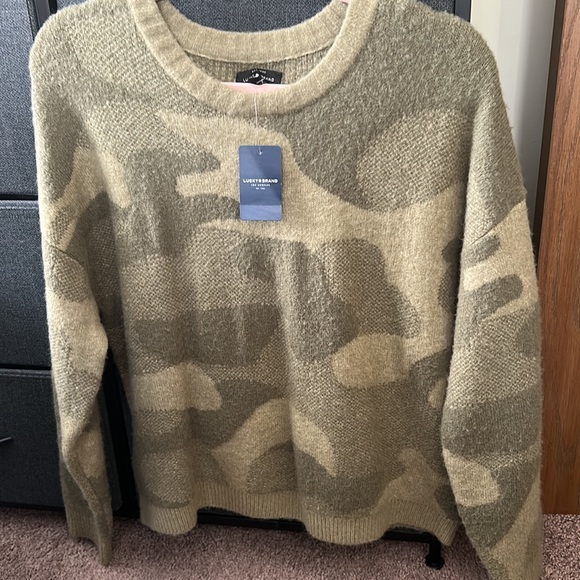 Lucky Brand Sweaters - ‼️ SALE ‼️ LUCKY BRAND ▪️ Camo Print Super Soft Sweater